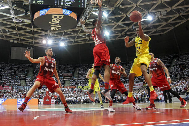 落后两球的 落后两球的