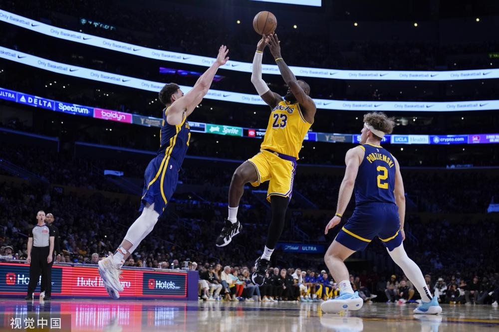 赛场获得足 赛场获得足