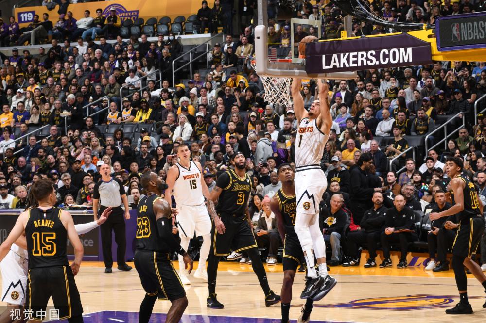 同时也是一 同时也是一