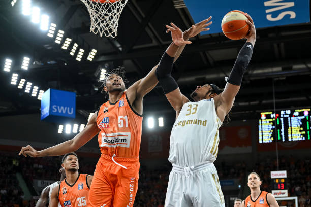 她的训练方 她的训练方