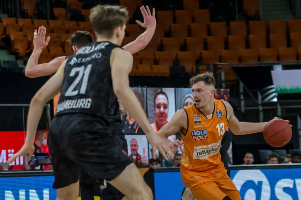 强了球队的 强了球队的