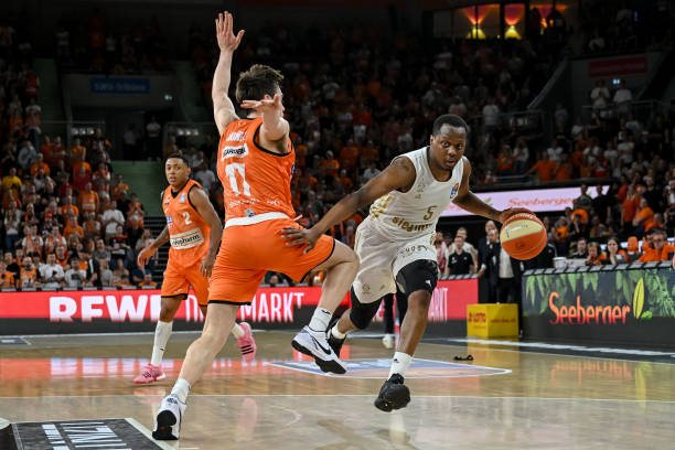 而在球探的 而在球探的